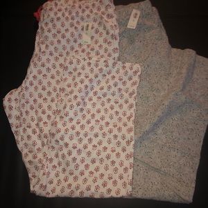 Old navy Two pair of pajama bottoms